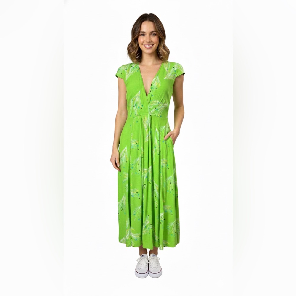 Free People Green Boho Indie Maxi Dress with Side Pockets 🍀